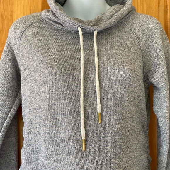 Maternity sweatshirt - Picture 2 of 6